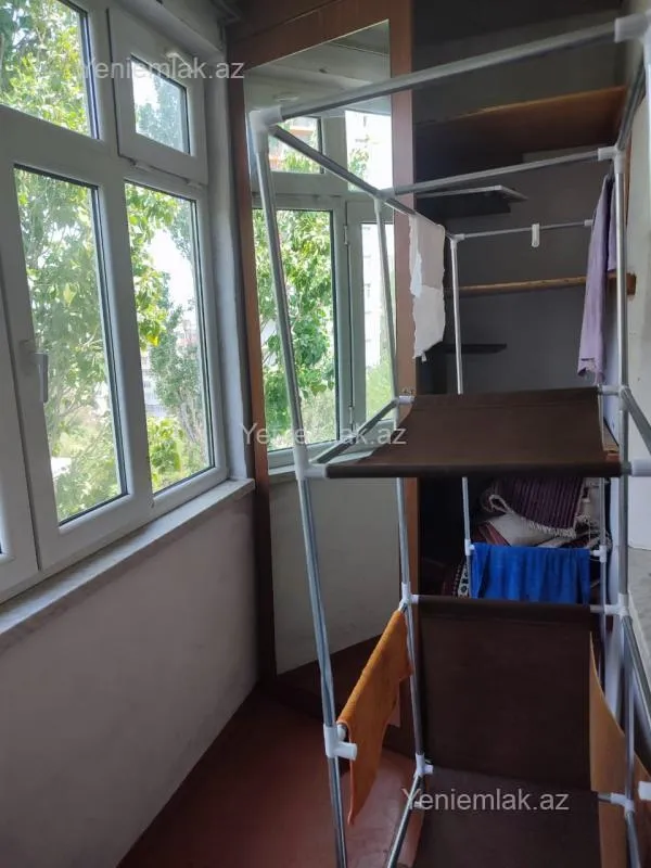 Satılır 2 otaqlı köhnə tikili 45 m²