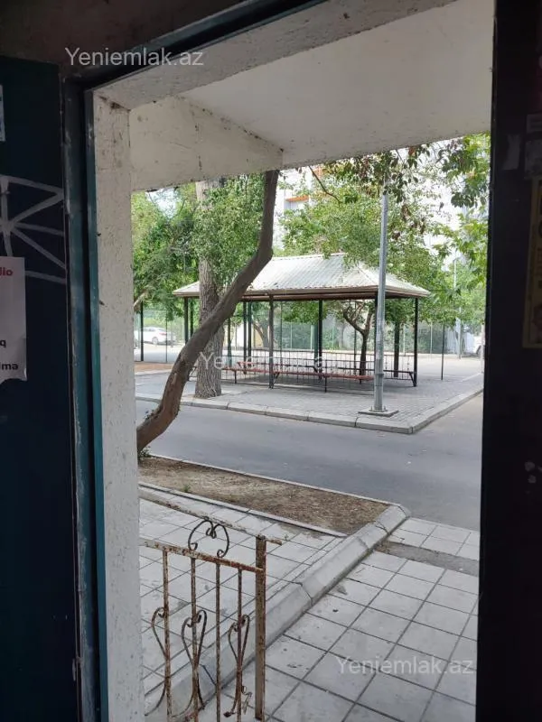 Satılır 2 otaqlı köhnə tikili 45 m²