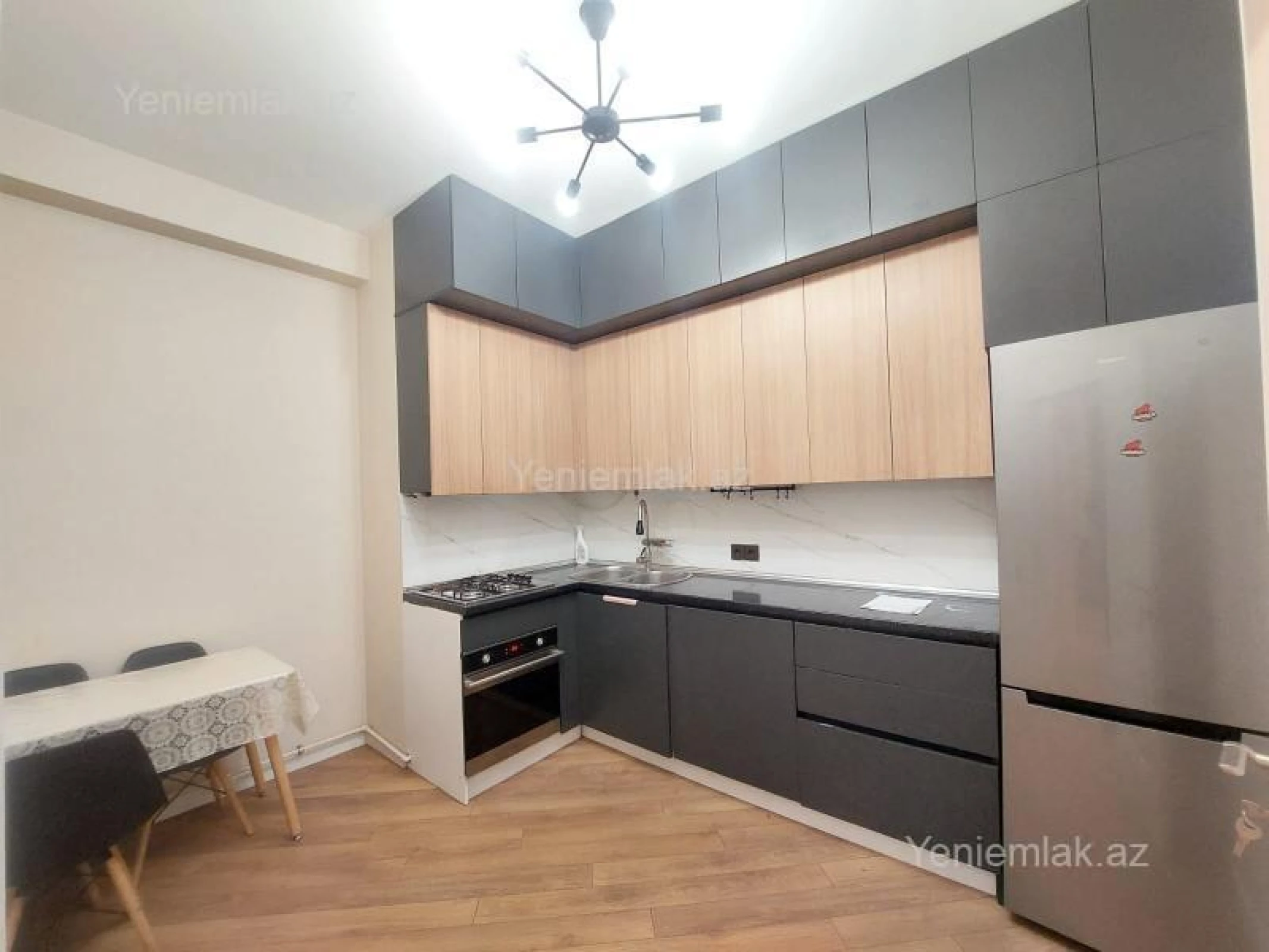 Satılır 2 otaqlı yeni tikili 75 m²