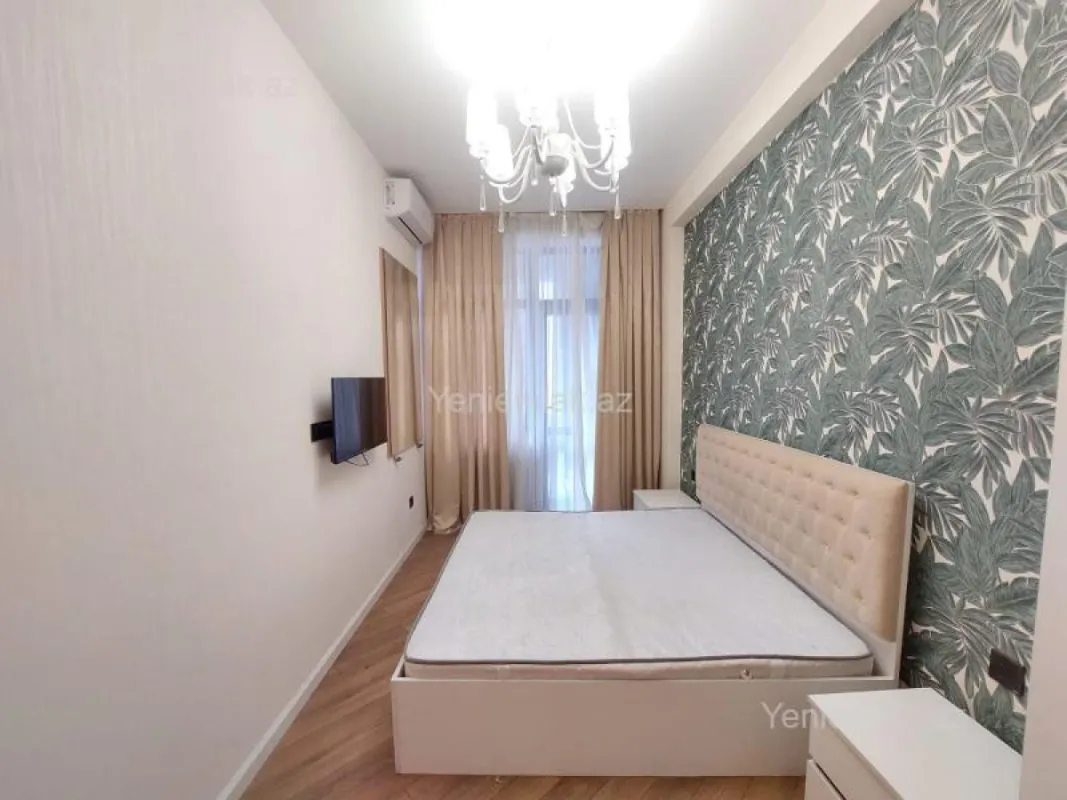 Satılır 2 otaqlı yeni tikili 75 m²