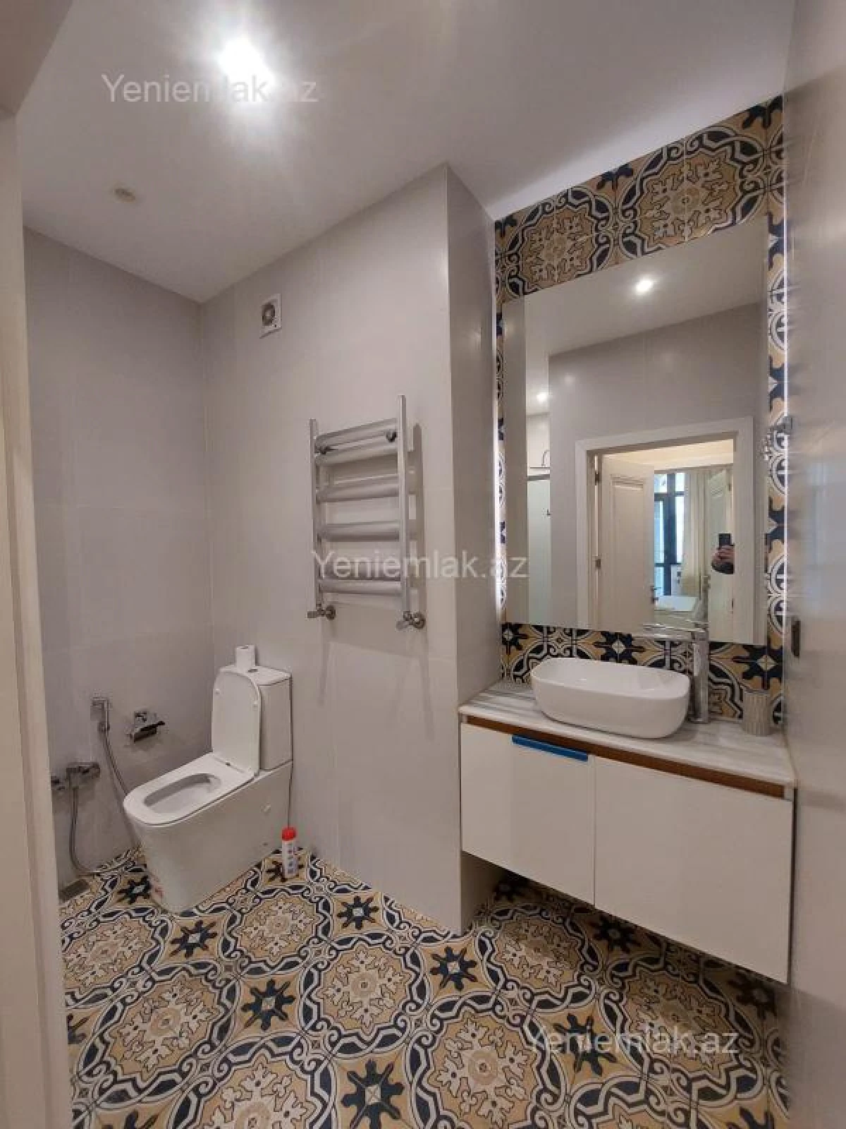 Satılır 2 otaqlı yeni tikili 75 m²