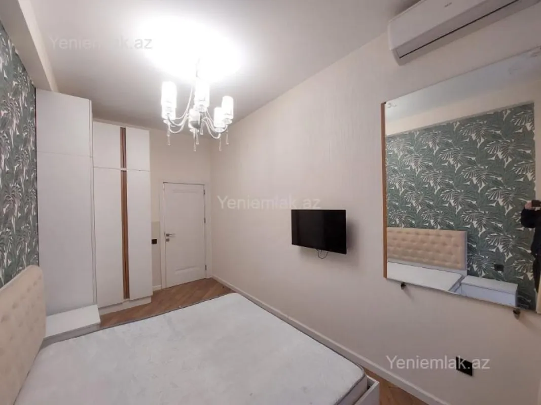 Satılır 2 otaqlı yeni tikili 75 m²