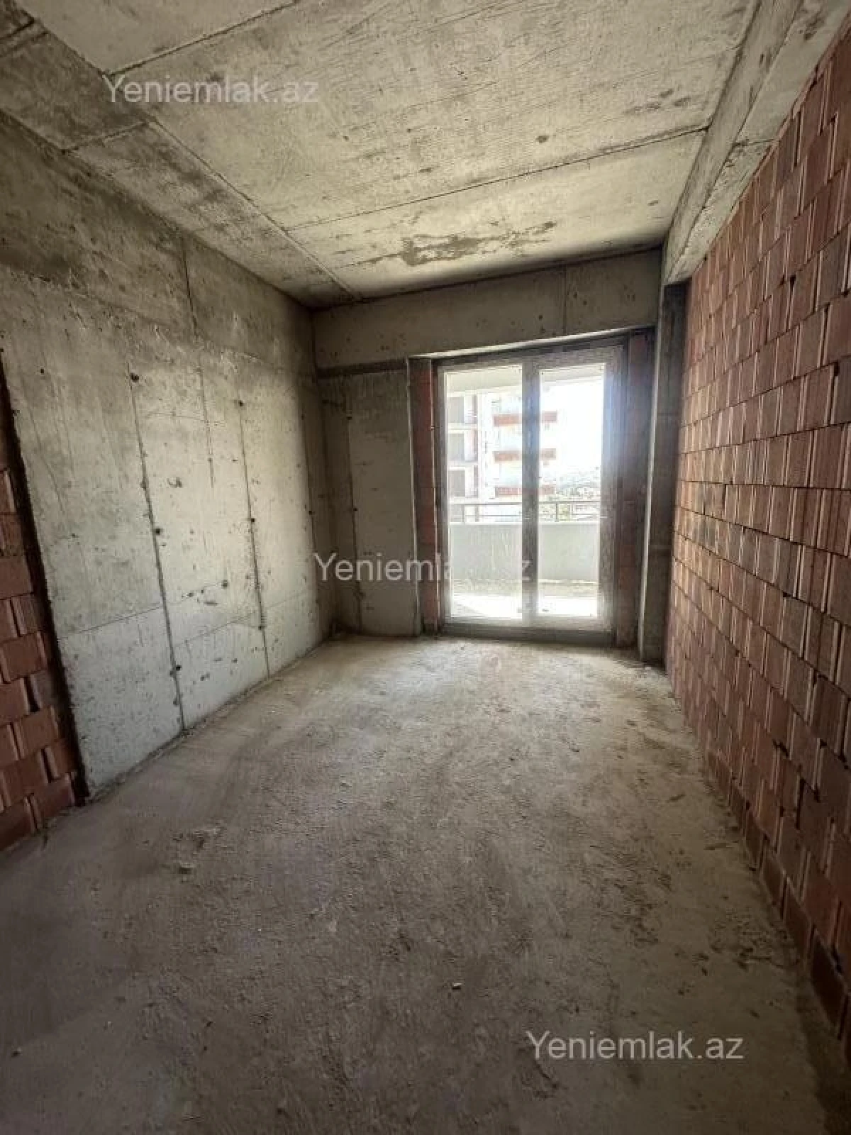 Satılır 2 otaqlı yeni tikili 73 m²