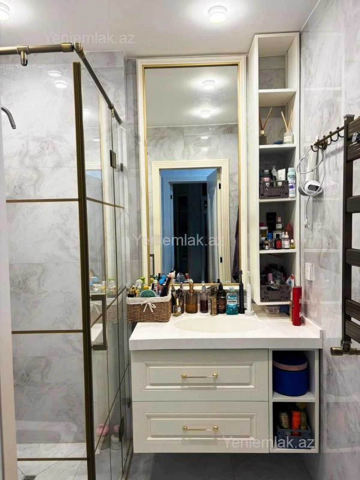 Satılır 2 otaqlı yeni tikili 96 m²