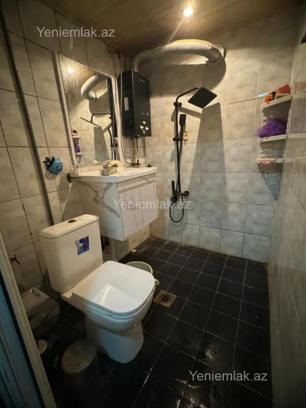 Satılır 3 otaqlı köhnə tikili 67 m²