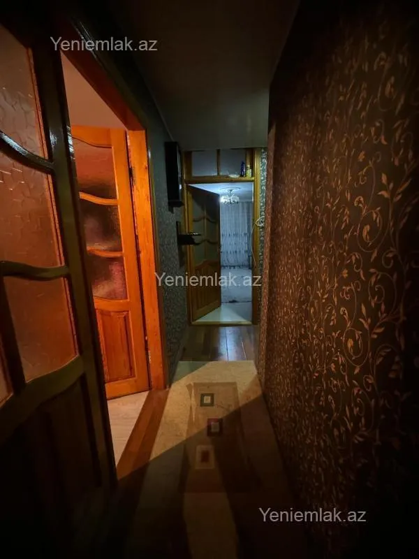 Satılır 3 otaqlı köhnə tikili 67 m²