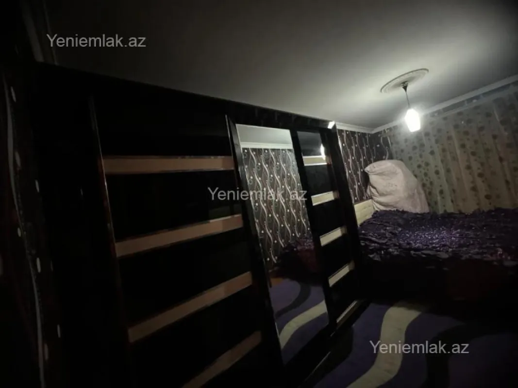 Satılır 3 otaqlı köhnə tikili 67 m²