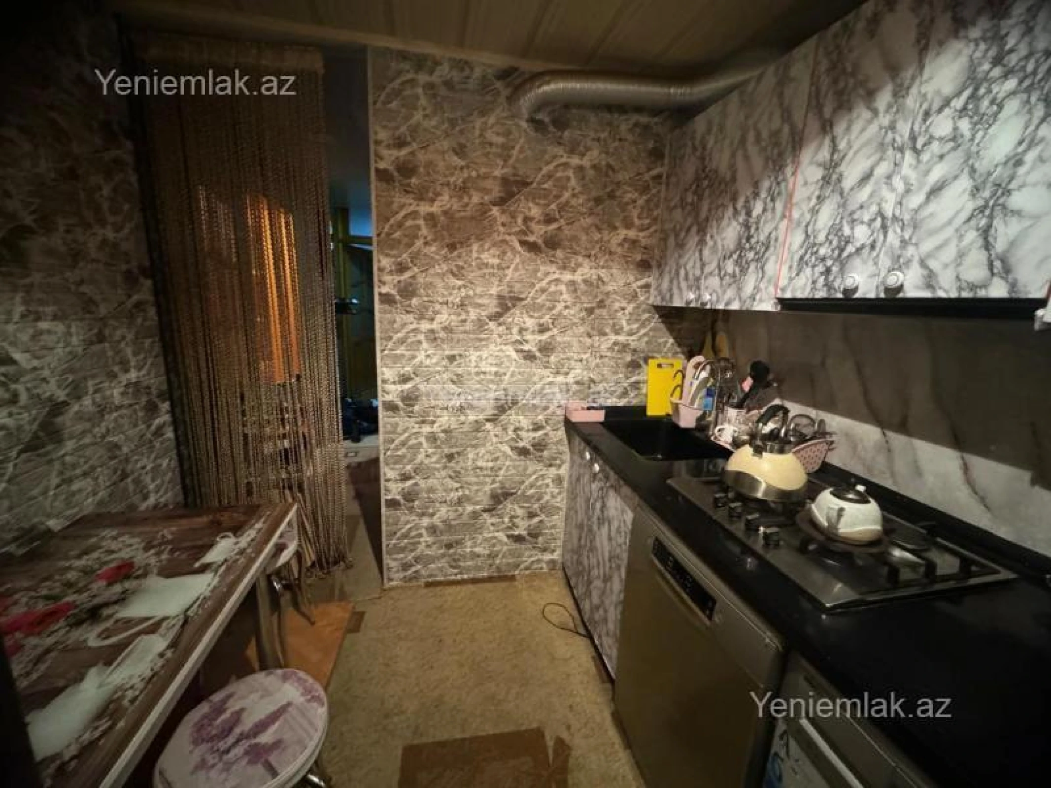 Satılır 3 otaqlı köhnə tikili 67 m²