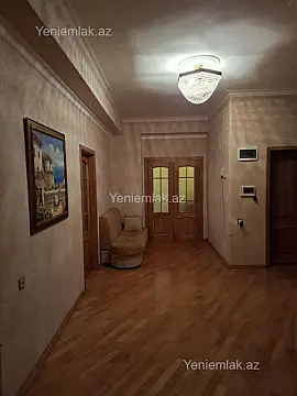 Satılır 4 otaqlı yeni tikili 180 m²