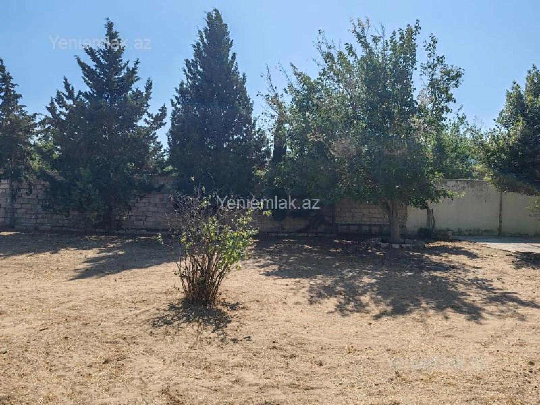 Satılır 4 otaqlı həyət evi 200 m²