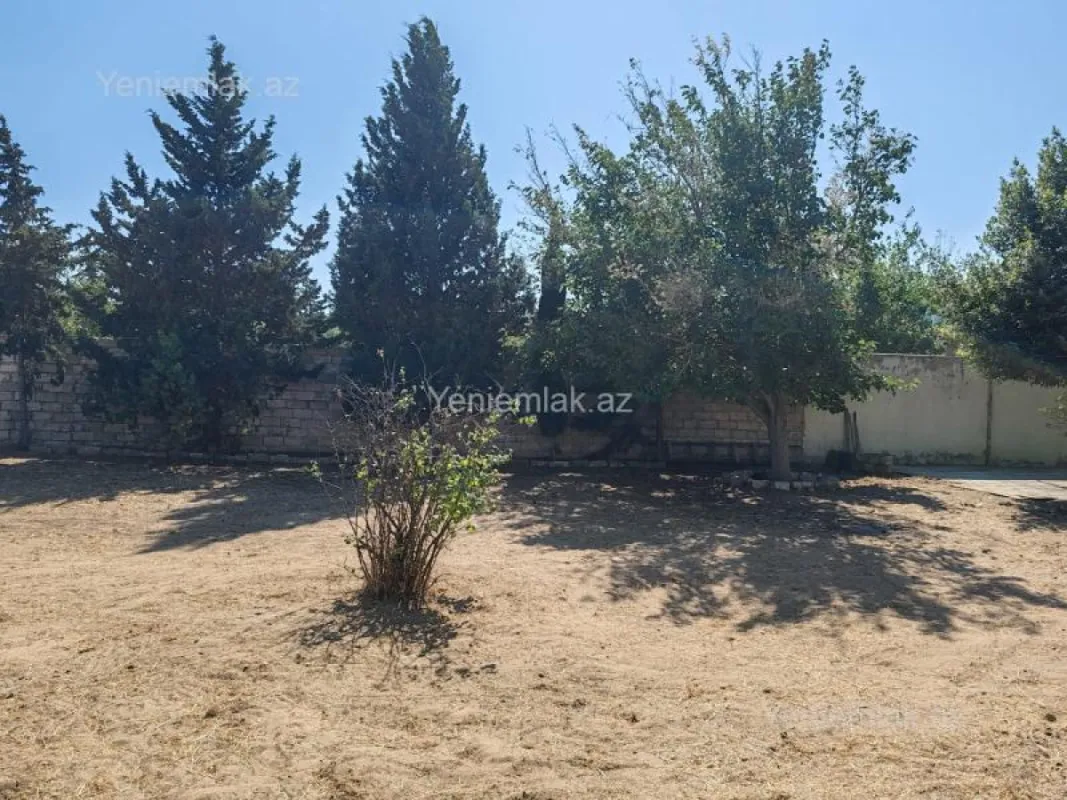 Satılır 4 otaqlı həyət evi 200 m²