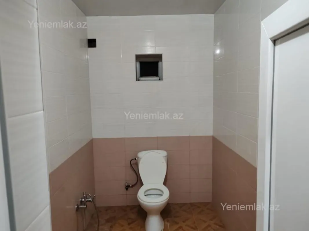 Satılır 4 otaqlı həyət evi 200 m²
