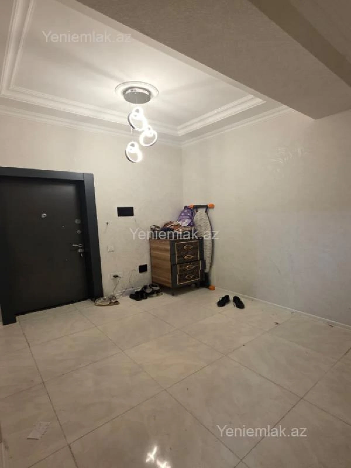 Satılır 2 otaqlı yeni tikili 82 m²
