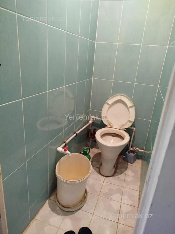 Satılır 2 otaqlı köhnə tikili 48 m²