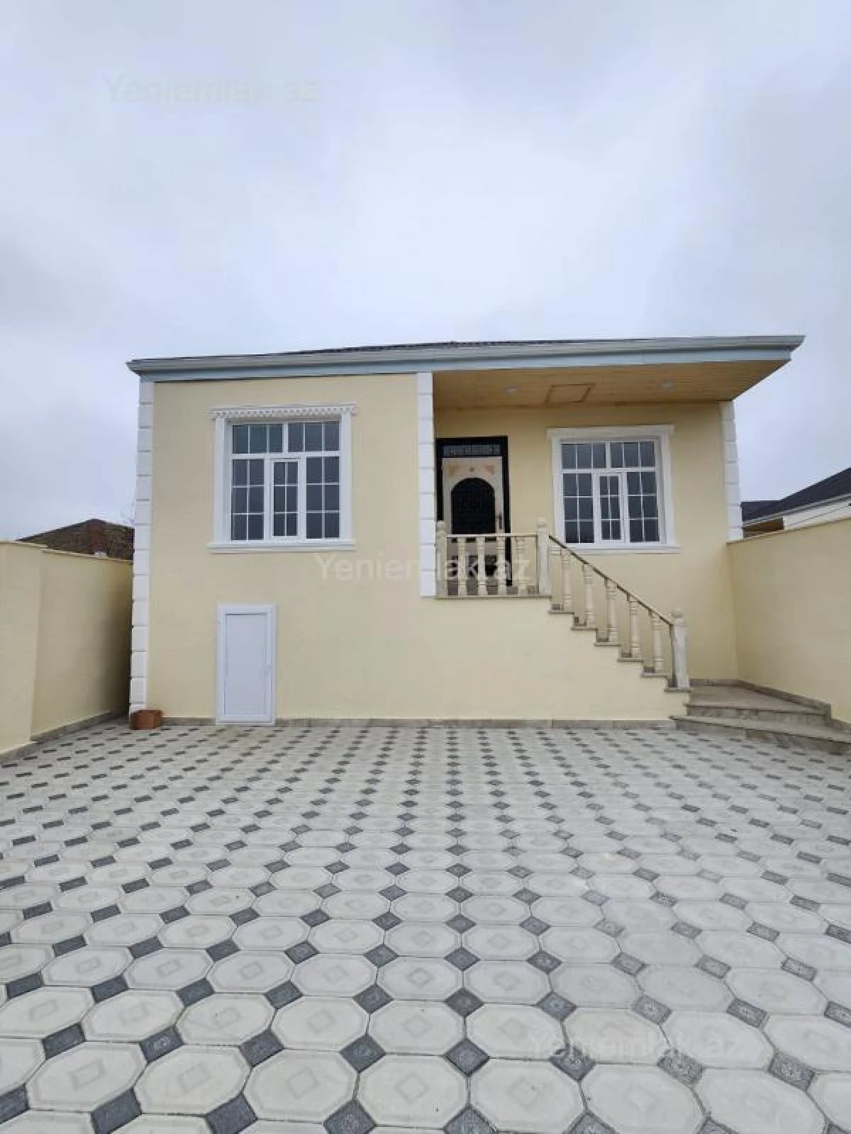 Satılır 4 otaqlı həyət evi 110 m²