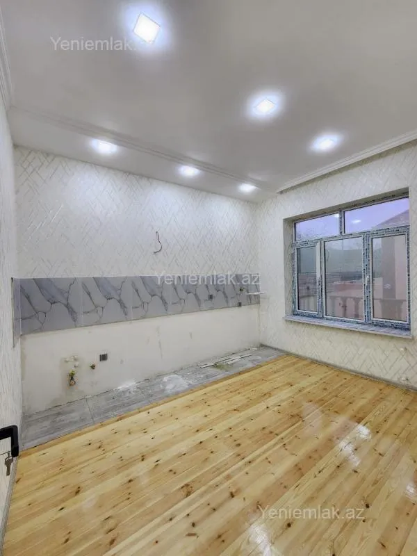 Satılır 4 otaqlı həyət evi 110 m²
