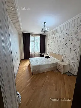 Satılır 3 otaqlı yeni tikili 135 m²