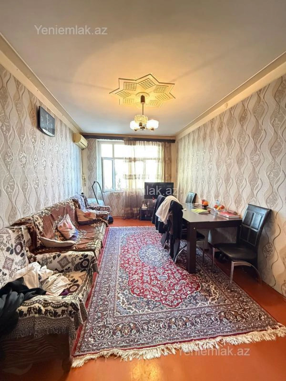 Satılır 3 otaqlı köhnə tikili 72 m²