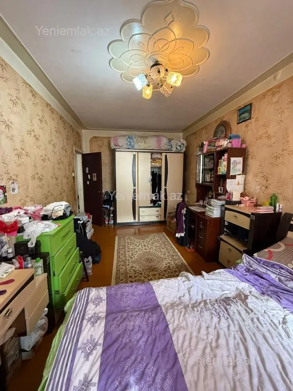 Satılır 3 otaqlı köhnə tikili 72 m²