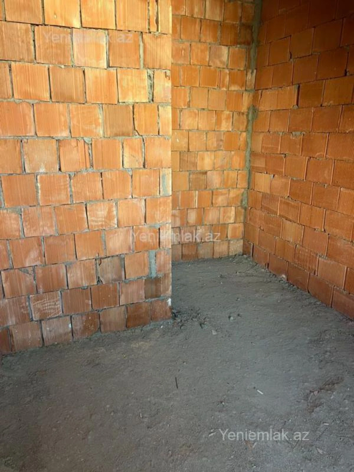 Satılır 2 otaqlı yeni tikili 73 m²