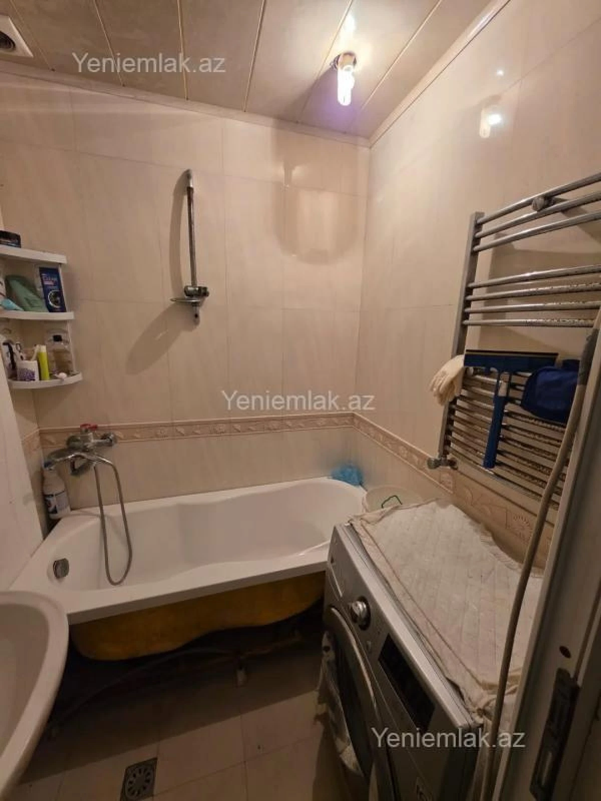 Satılır 3 otaqlı köhnə tikili 72 m²