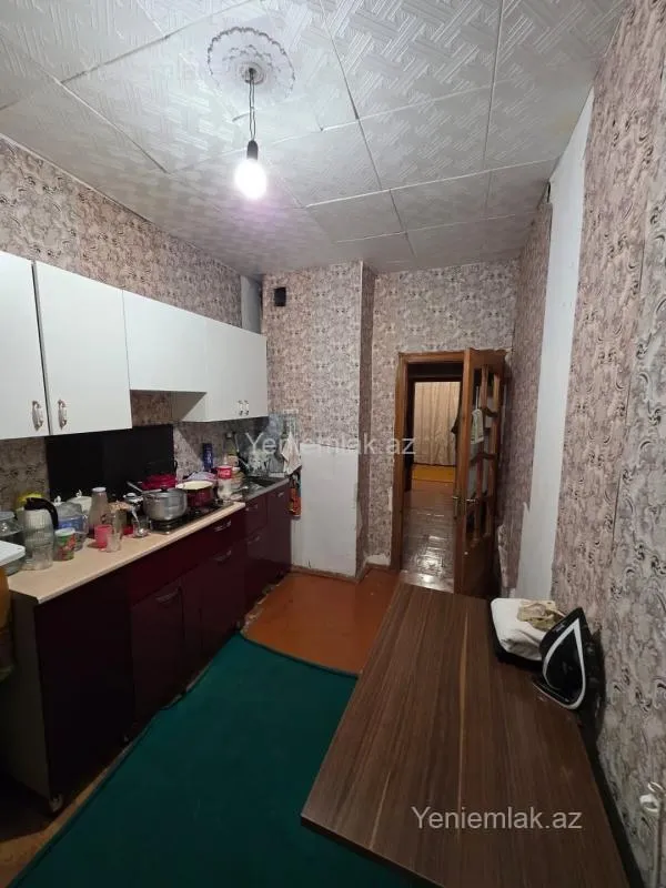 Satılır 3 otaqlı köhnə tikili 72 m²