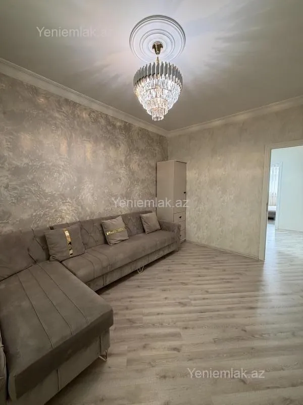 Satılır 3 otaqlı köhnə tikili 80 m²