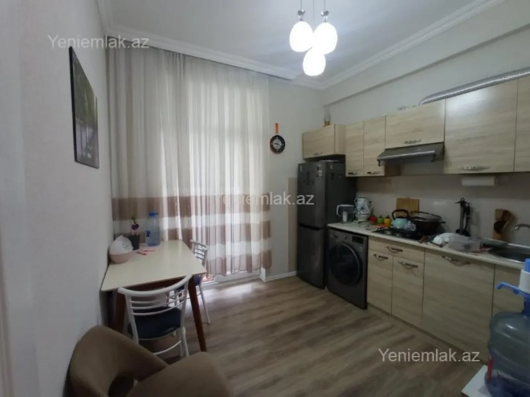 Satılır 3 otaqlı yeni tikili 93 m²