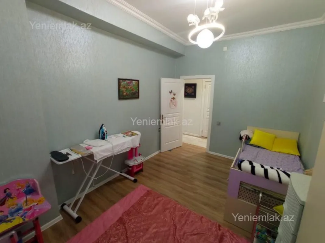 Satılır 3 otaqlı yeni tikili 93 m²