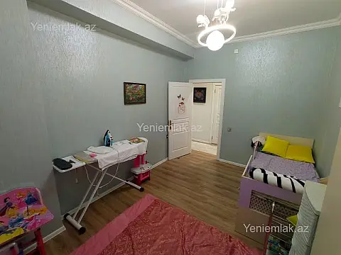 Satılır 3 otaqlı yeni tikili 93 m²