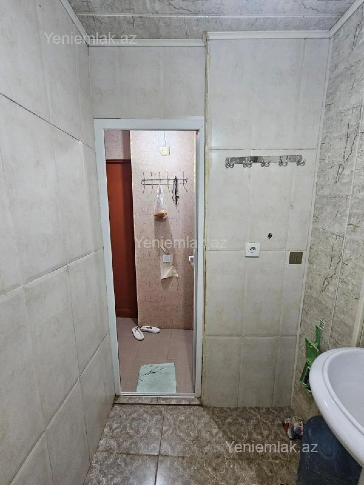 Satılır 1 otaqlı köhnə tikili 32 m²