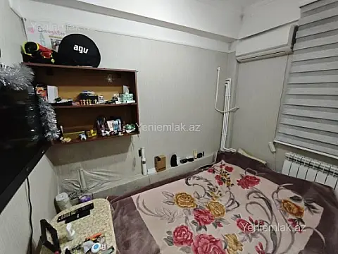 Satılır 2 otaqlı köhnə tikili 50 m²