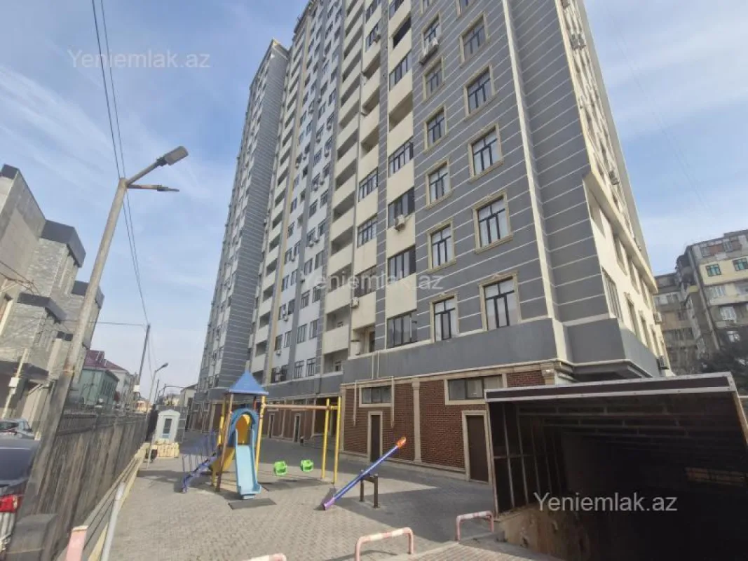 Satılır 3 otaqlı yeni tikili 105 m²