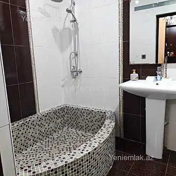 Satılır 3 otaqlı yeni tikili 141 m²