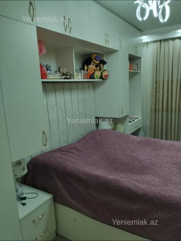 Satılır 3 otaqlı yeni tikili 80 m²