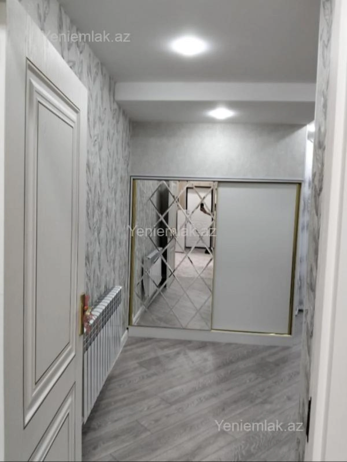 Satılır 3 otaqlı yeni tikili 80 m²