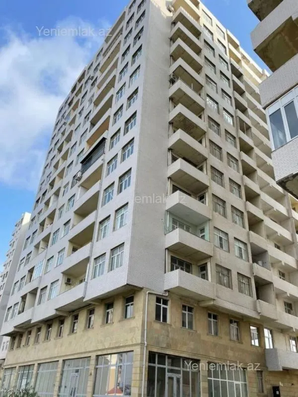 Satılır 3 otaqlı yeni tikili 154 m²