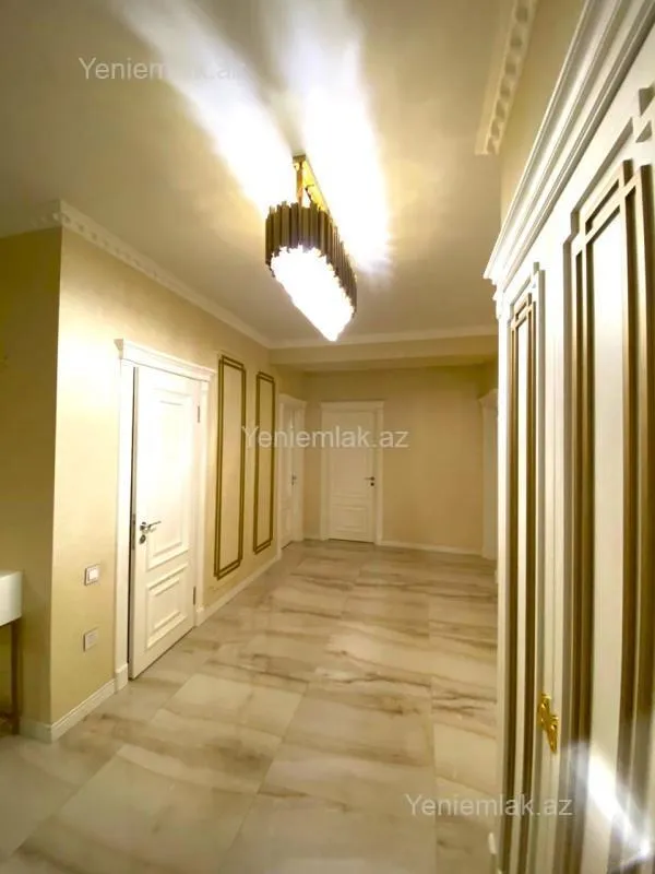 Satılır 4 otaqlı yeni tikili 124 m²