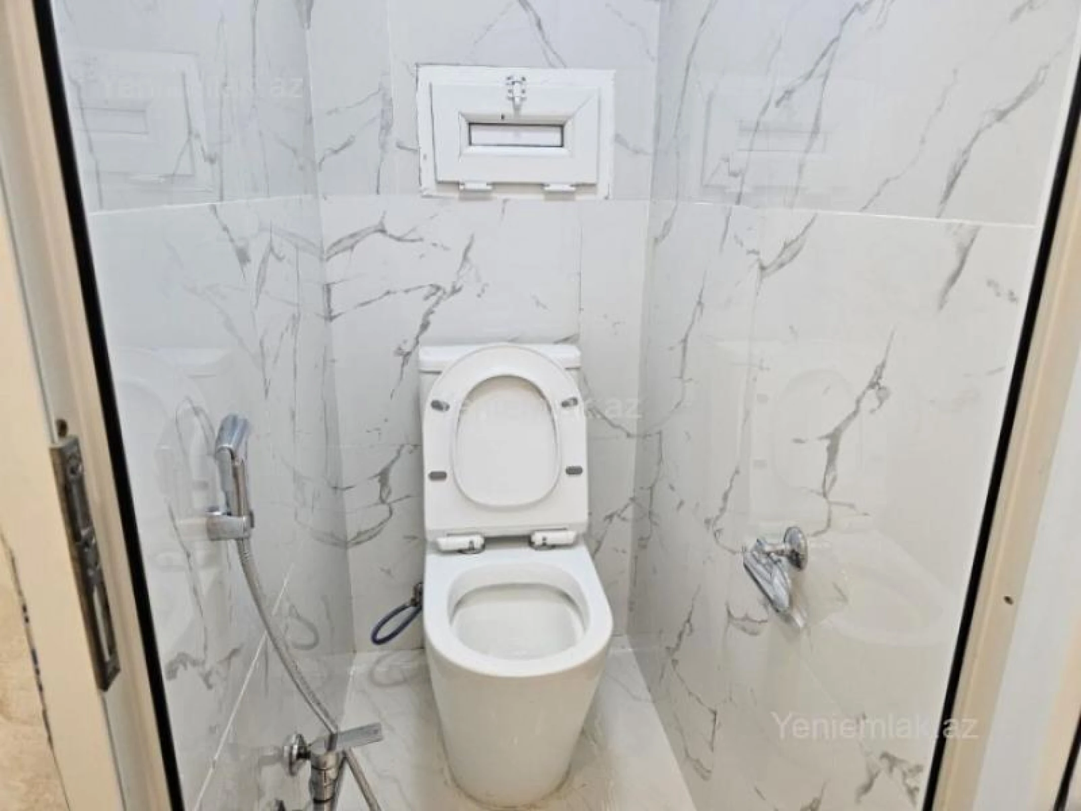 Satılır 2 otaqlı köhnə tikili 55 m²