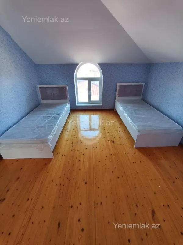 Satılır 3 otaqlı həyət evi 140 m²