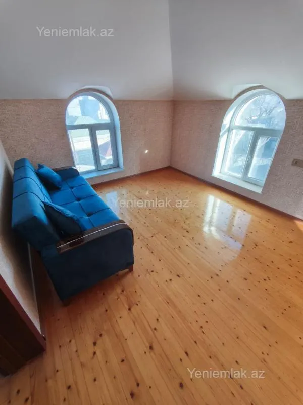 Satılır 3 otaqlı həyət evi 140 m²