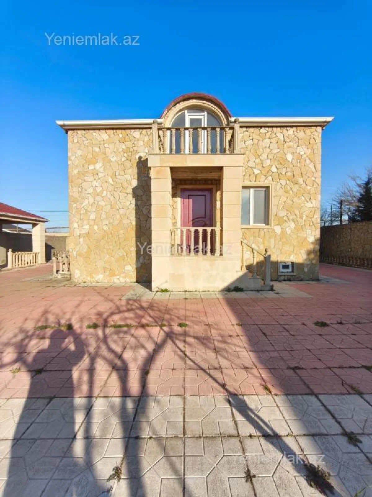 Satılır 3 otaqlı həyət evi 140 m²
