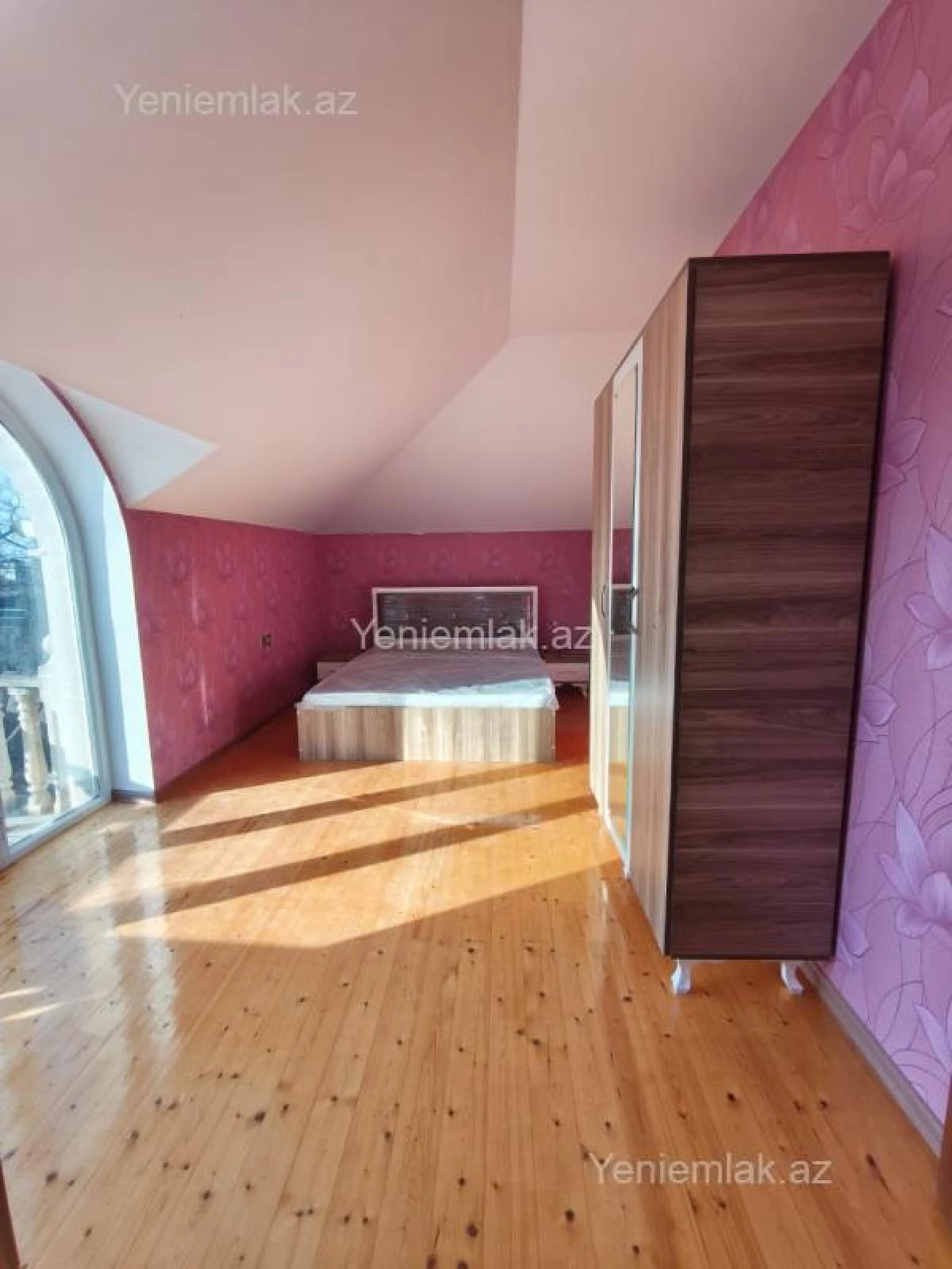 Satılır 3 otaqlı həyət evi 140 m²