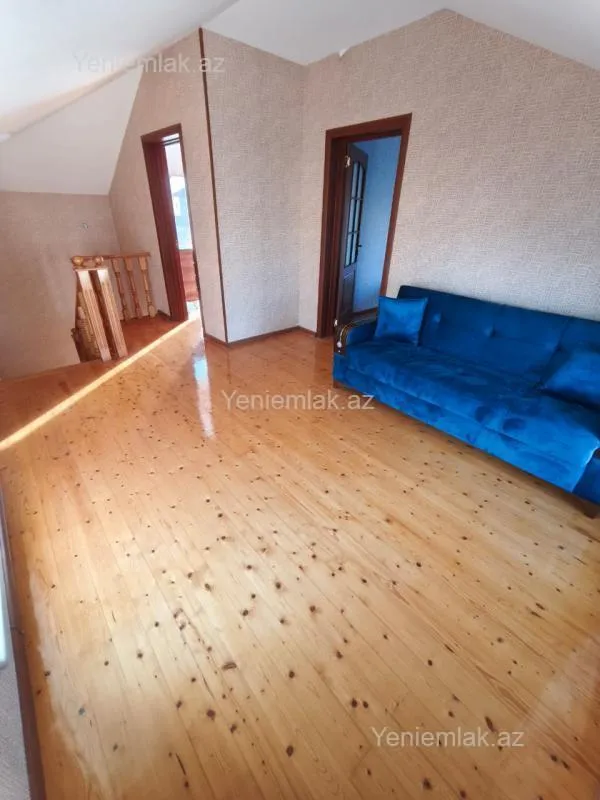 Satılır 3 otaqlı həyət evi 140 m²