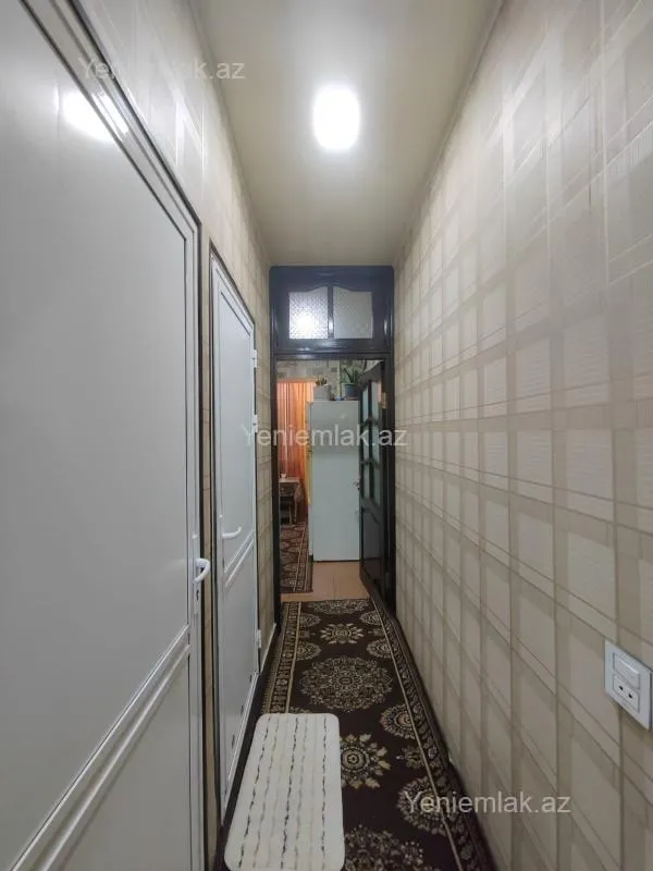 Satılır 5 otaqlı köhnə tikili 110 m²