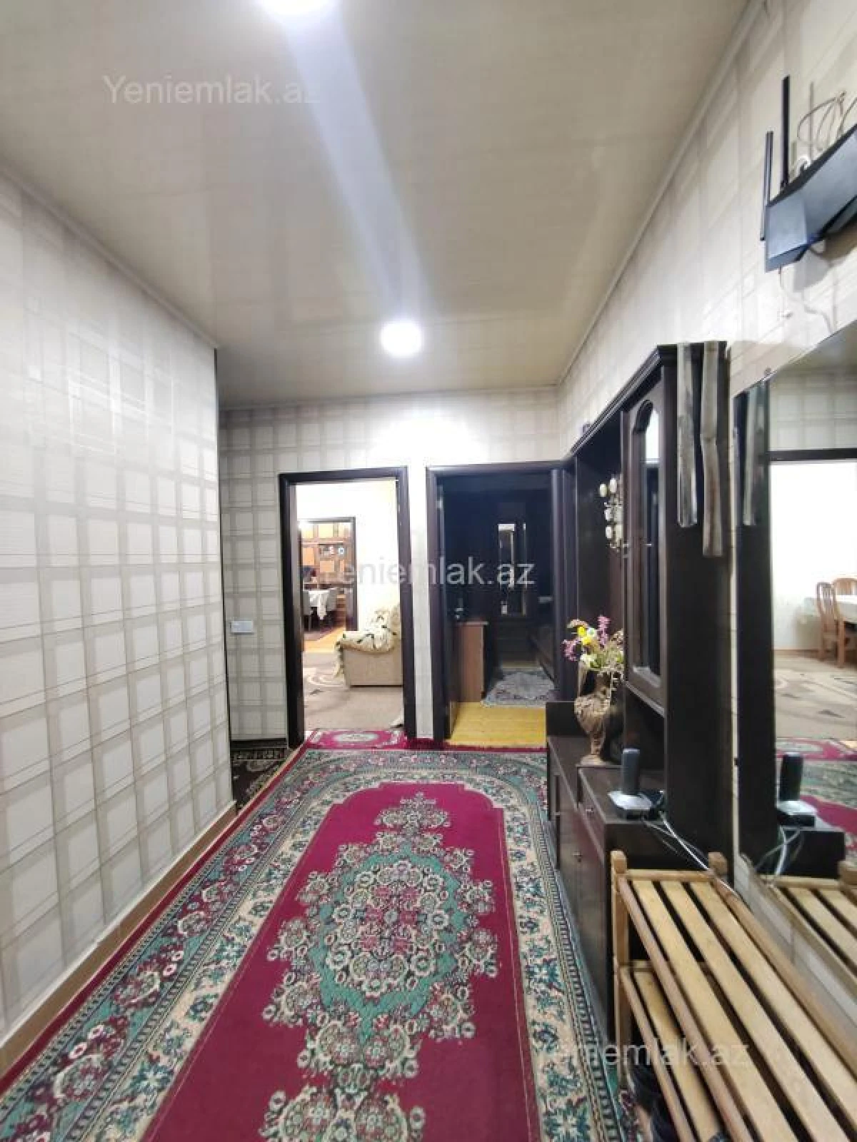 Satılır 5 otaqlı köhnə tikili 110 m²