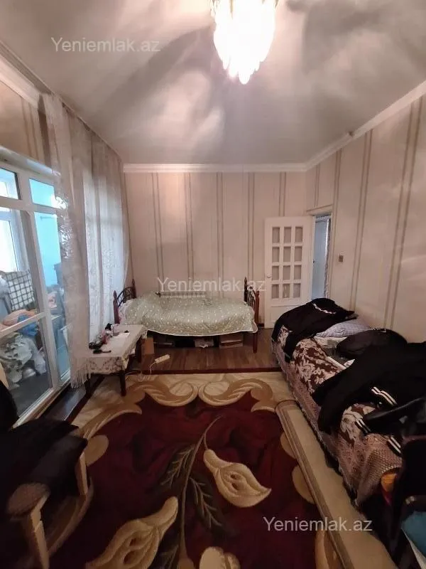 Satılır 3 otaqlı köhnə tikili 85 m²