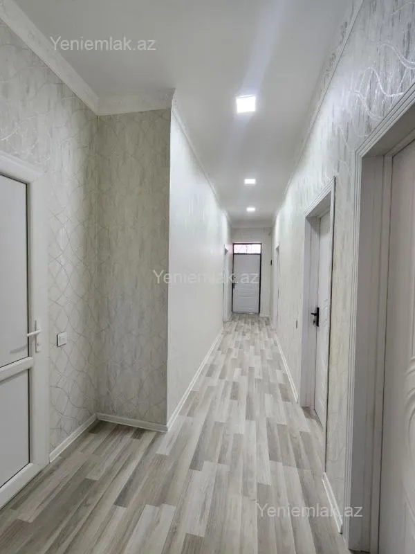 Satılır 4 otaqlı həyət evi 135 m²