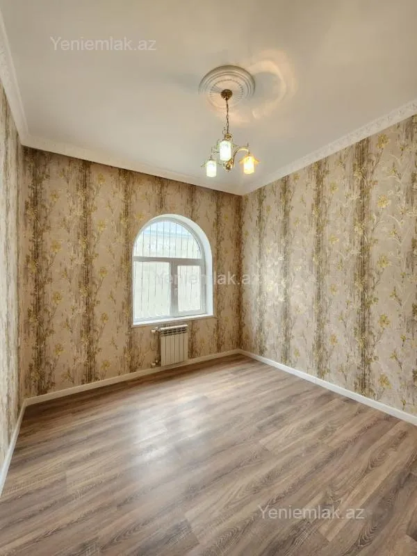 Satılır 4 otaqlı həyət evi 145 m²