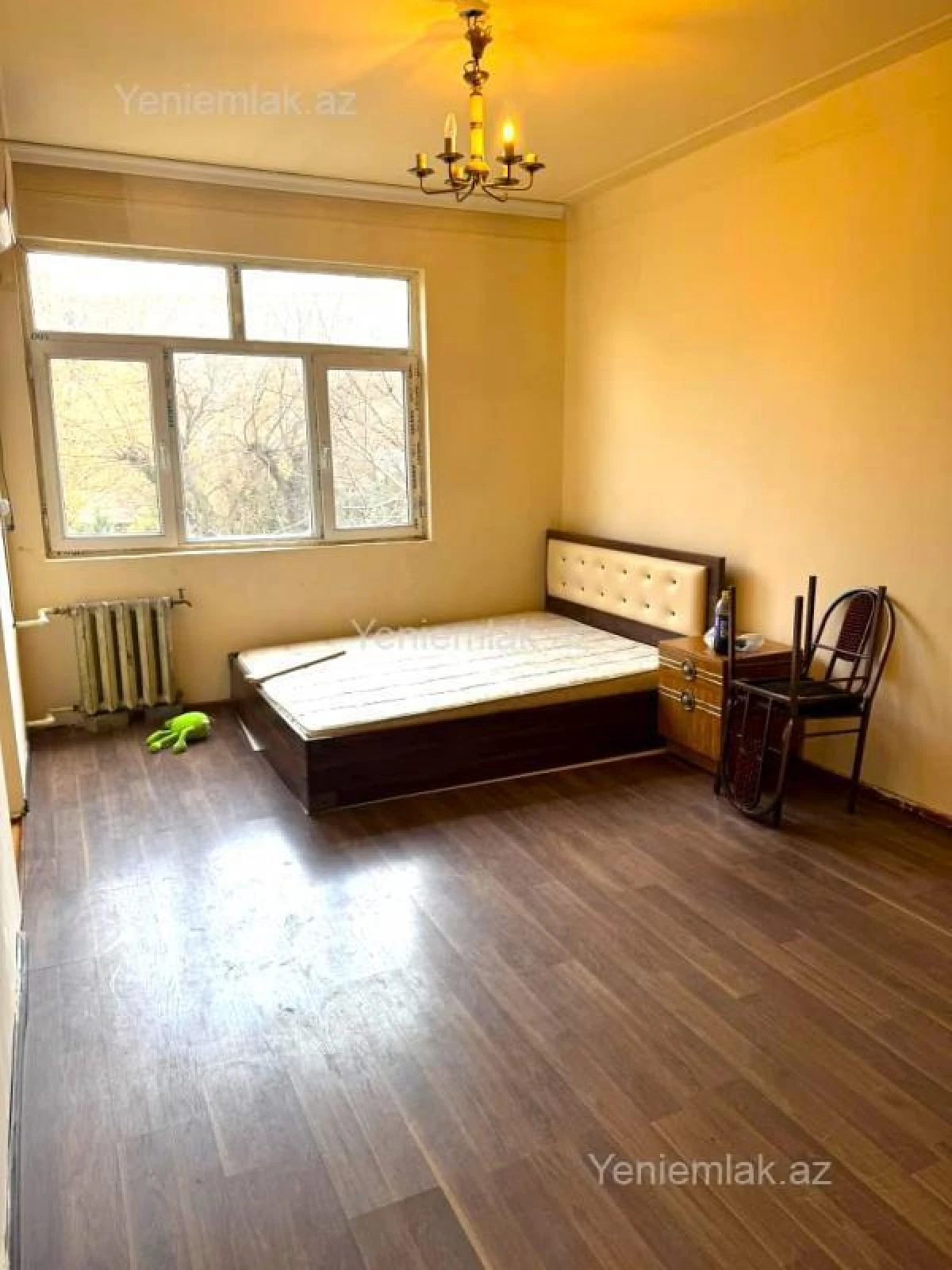 Satılır 1 otaqlı köhnə tikili 45 m²